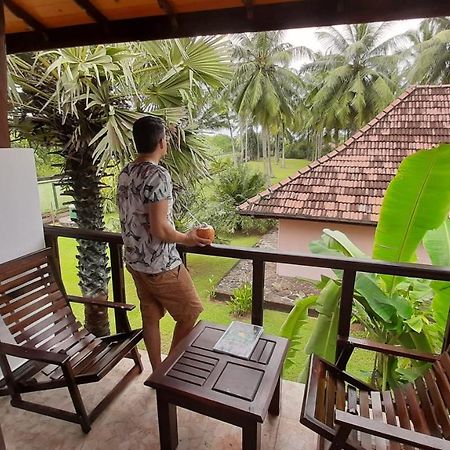 Bandulas Beach House Хиккадува Экстерьер фото