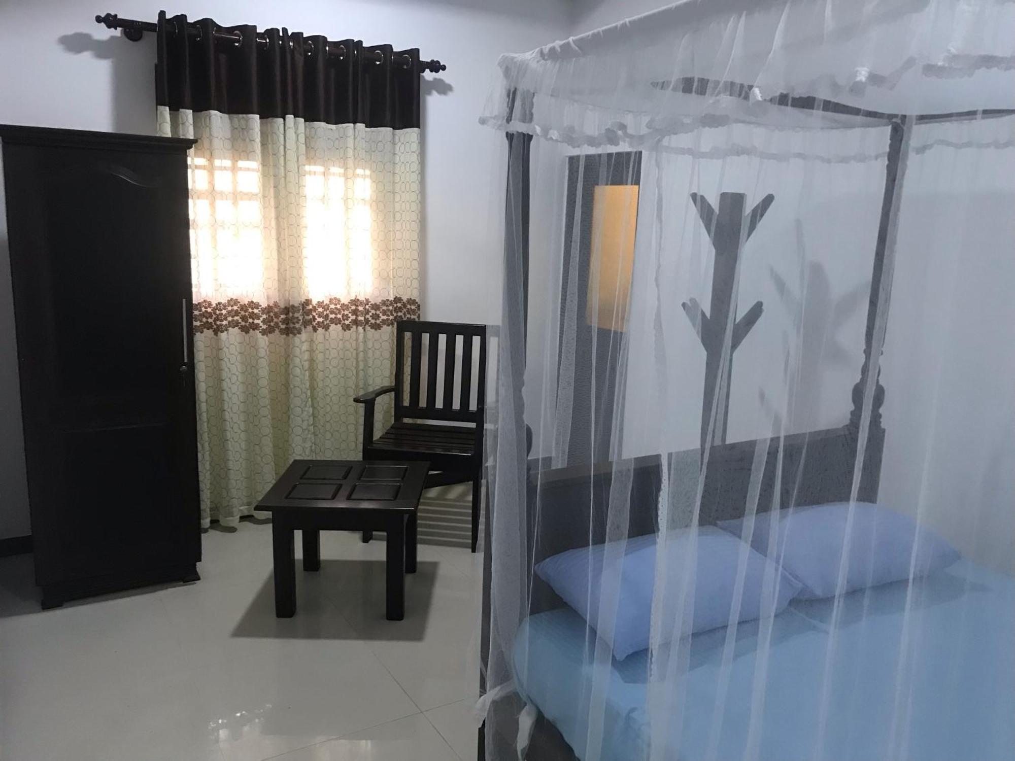 Bandulas Beach House Хиккадува Номер фото