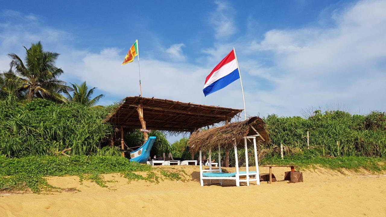 Bandulas Beach House Хиккадува Экстерьер фото