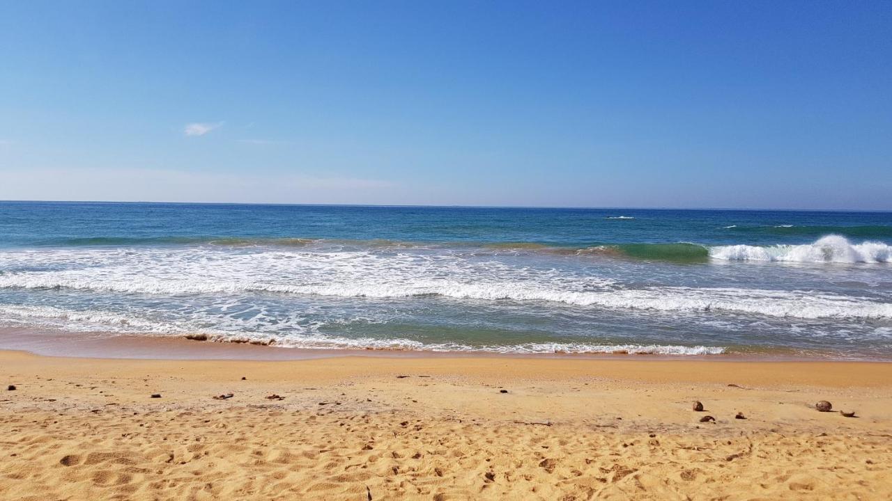 Bandulas Beach House Хиккадува Экстерьер фото